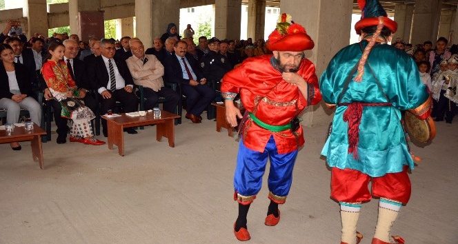 Orhaneli'nde şenlik coşkusu