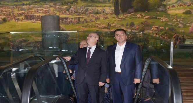 Bozüyük heyeti Fetih Müzesi'ne hayran kaldı