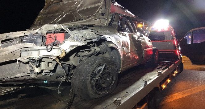 Otomobil 50 metrelik ormanlık alana uçtu: 2 yaralı