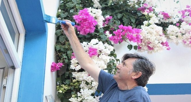 (Özel Haber) Müdür ve muhtar okulu boyadı