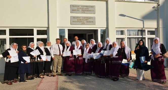 Köylü kadınlar internetten ticaret yapmayı öğrendi