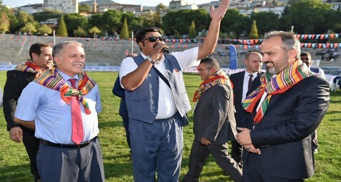 Ata sporu yağlı güreş Bursa'da yaşatılıyor
