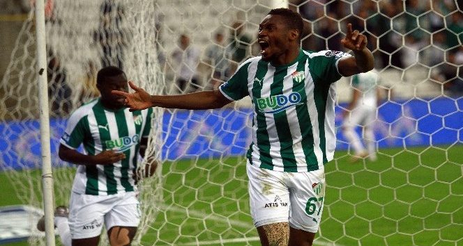 Bursaspor puanları bir bir alıyor