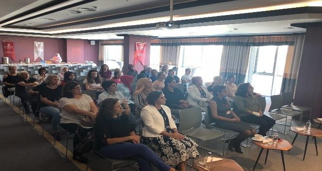 Bursa'da anne sütünün önemi anlatıldı