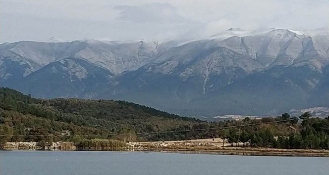 Uludağ gelinliğini erken giydi