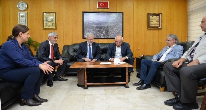 Elektrik-Elektronik Mühendisliği'ni tercih edecek 5 öğrenciye 500 TL burs
