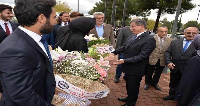 Davutoğlu'ndan Bursa'ya ‘ulu şehir' övgüsü