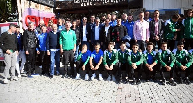 Bursaspor U21 takımı kahvaltıda buluştu