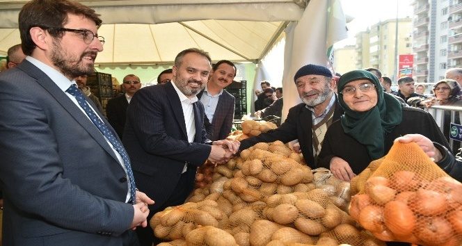 Bursalılar Başkan Aktaş'a hayır duası etti