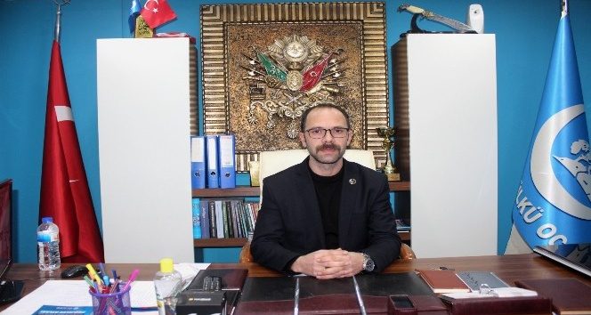 Liseli öğrenciler Fırat Çakıroğlu'nu andı