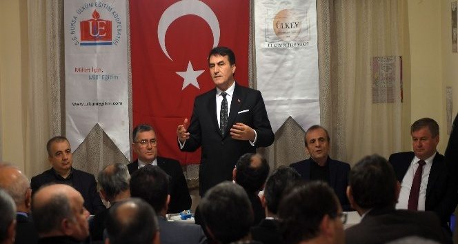 Ülküm Eğitim Vakfı'ndan Dündar'a tam destek