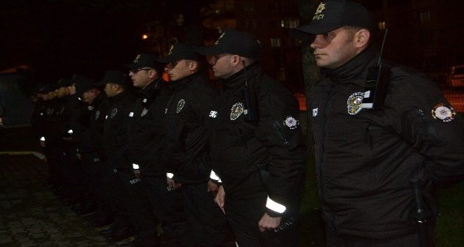 Sokaklar geceleri onlara emanet: 12 bekçi İnegöl'de göreve başladı