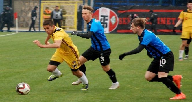 Karacabey Belediyespor'da yüzler gülüyor