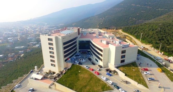 Yeni Gemlik Devlet Hastanesi'nde 6 ayda 308 bin poliklinik hizmeti verildi