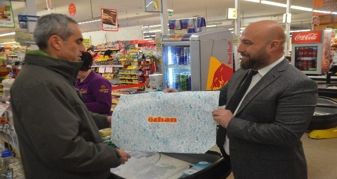 Özhan'dan "Dünya Kazansın" projesi