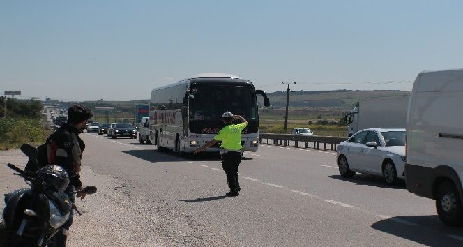 Bayram trafiğine hem havadan hem karadan sıkı denetim