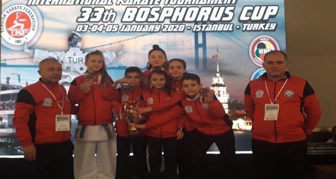 Nilüferli karatecilerden uluslararası başarı