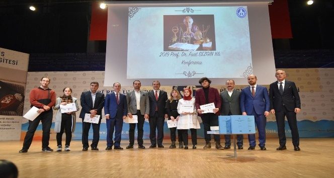 Bursa Zeki Müren Güzel Sanatlar Lisesi ödüllere doymuyor