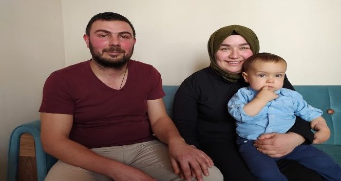 Minik İsa'nın kolundaki yanık, elini kullanamaz hale getirdi