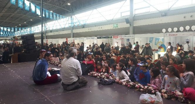 Bursa Ülkü Ocakları'ndan Merinos'ta ücretsiz şenlik