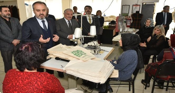 Kadınlar Bursa Büyükşehir'le daha güçlü