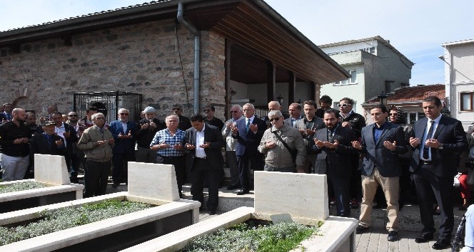 Semih Pala kabri başında dualarla anıldı