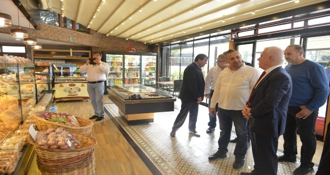 ‘Örnek işyeri’ sertifakasını Bozbey’den aldılar