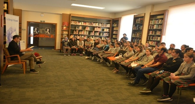 Tuğrul Tülek’ten öğrencilere Sevgi Soysal öyküleri