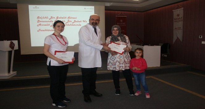 Hayat gebe okulu ilk mezunlarını verdi