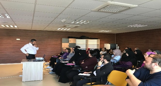 Yazar adayları ders başı yaptı