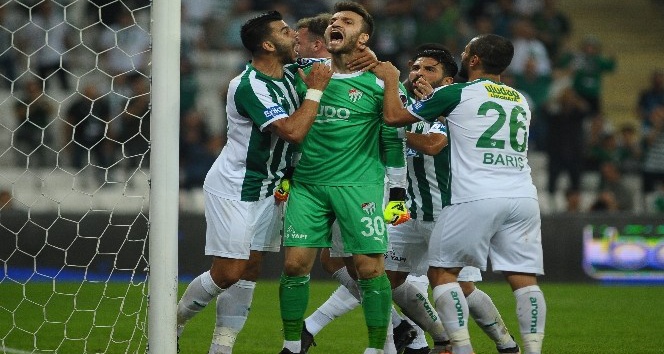 Bursaspor’un kalesini 3 isim korudu