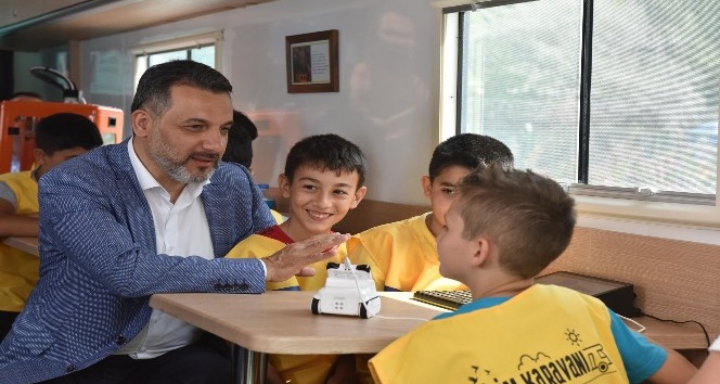 ‘Bilim Karavanı’ Bursa’da