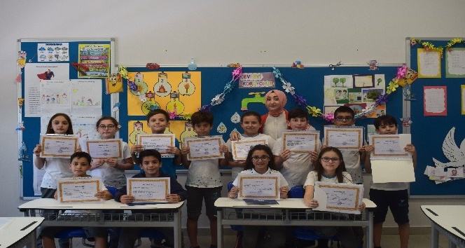 Teknoloji Fen öğrencilerinin karne heyecanı