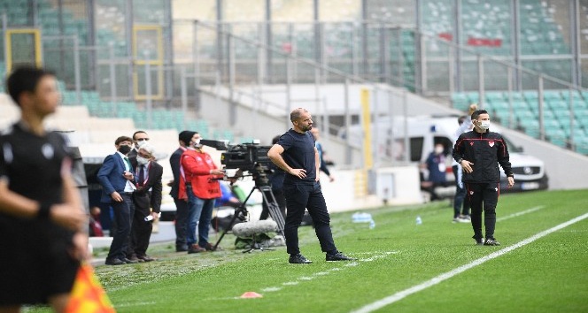 Bursaspor 7 yılda 16 kez teknik adam değişikliğine gitti