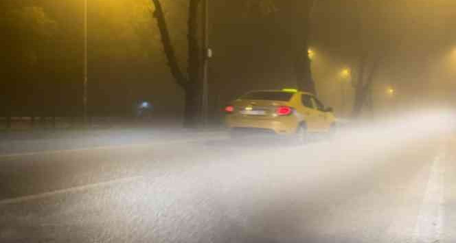 Bursa’da sisli hava etkisini gösterdi, görüş mesafesi 25 metreye düştü